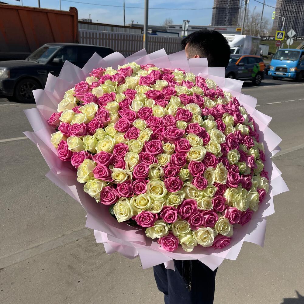 301 Розовая и Белая роза микс ракурс 2