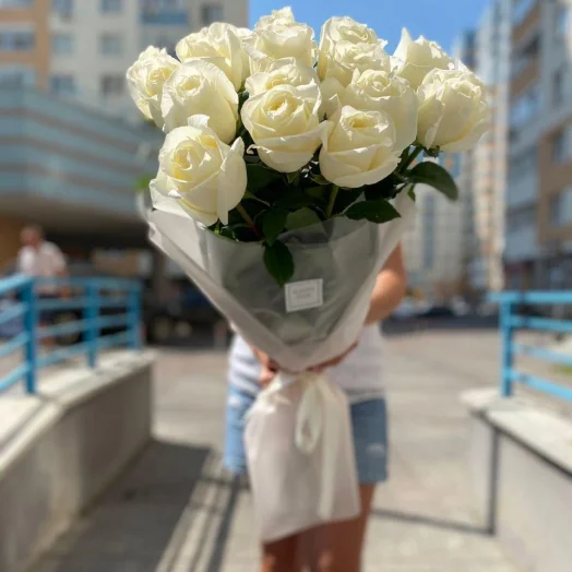 Купить Букет из 15 гигантских белых роз (110 см)