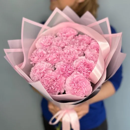 Купить Ярко розовые гвоздики 15 шт